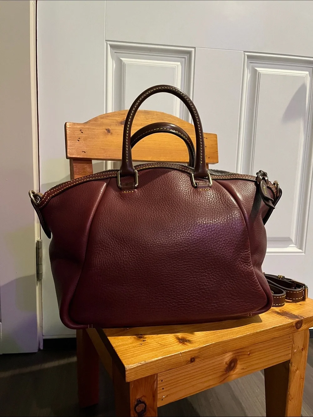 🍓TRADED🍓DOONEY & BOURKE Dark Red Samba Satchel w/ Dooney Lock